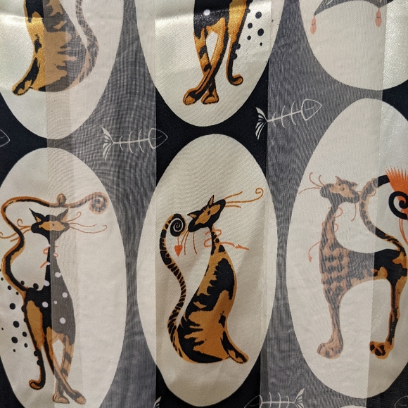 Cat Scarf - Picture 1 of 6